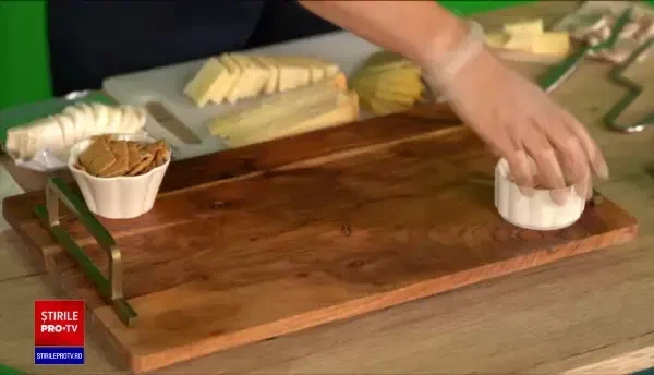 România devine o ţară a brânzeturilor. Producem de trei ori mai mult ca acum 20 de ani