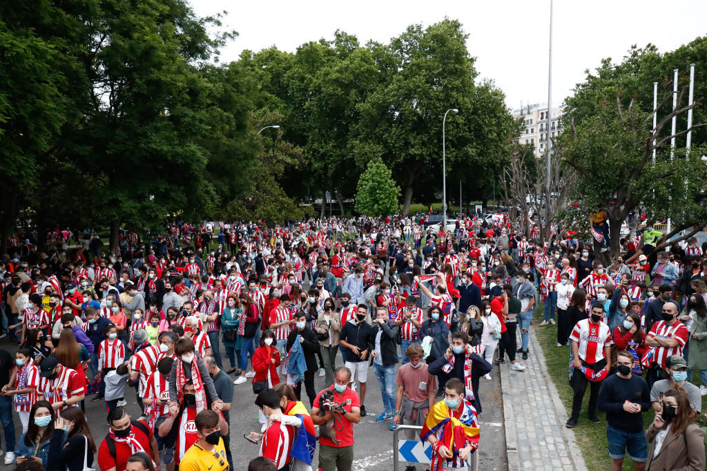 Un copil de 14 ani a decedat în timpul sărbătoririi câştigării titlului de către Atletico Madrid