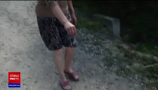 Un ieşean risca să moară după ce a fost muşcat de o viperă. De ce a pus mâna pe ea