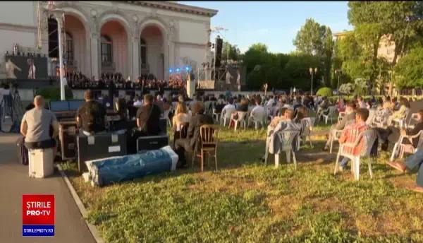 Spectacolul-pilot de la Operă a adunat 300 de persoane, deși erau așteptate 500. "Masca opțională" a fost obligatori
