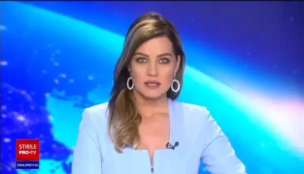 Bărbat din Dolj, la un pas de moarte după ce i-a căzut un copac pe mașină în timp ce era în trafic