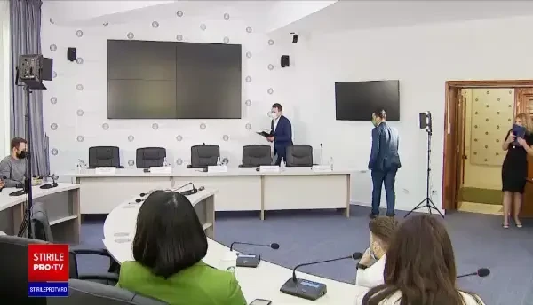 La trei săptămâni de la cazul ursului Arthur, autoritățile n-au pus în practică nimic din ce au promis