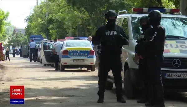 !Descinderi cu mascați și Garda de Mediu în Dâmbovița. Au fost descoperite deșeuri periculoase