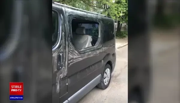 Metoda prin care trei hoți au spart 14 mașini într-o singură noapte. Ce au descoperit proprietarii autoturismelor a doua zi