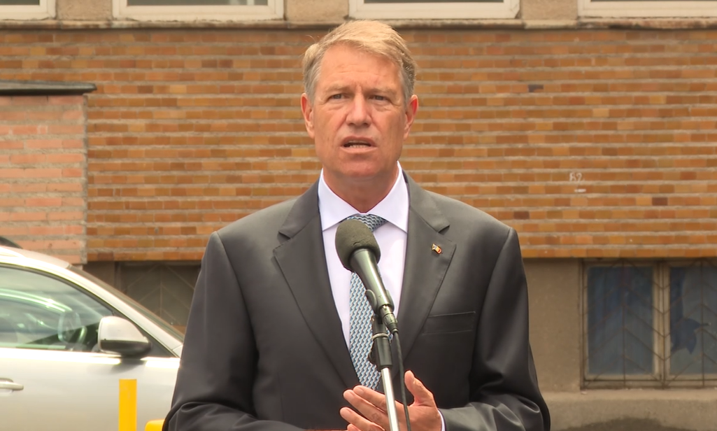 13 organizații și peste 160 de profesori îi cer lui Iohannis să intervină în scandalul plagiatelor