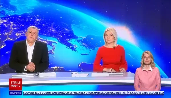 Boboci de raţă sălbatică, salvaţi de poliţiştii piteșteni, după ce fraţii lor au fost călcaţi de maşini