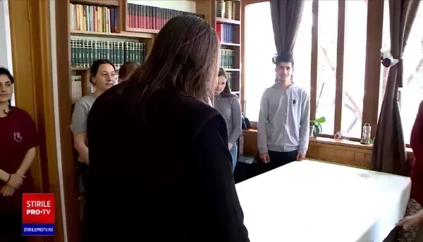 De 1 Iunie, un preot din judeţul Iaşi le va oferi copiilor sărmani mii de porții de tort și de pizza