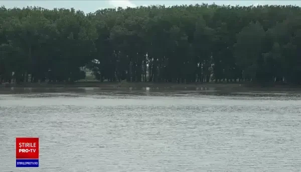 Pescuitul ilegal, un fenomen tot mai răspândit în România. Parlamentarii cer creșterea pedepselor