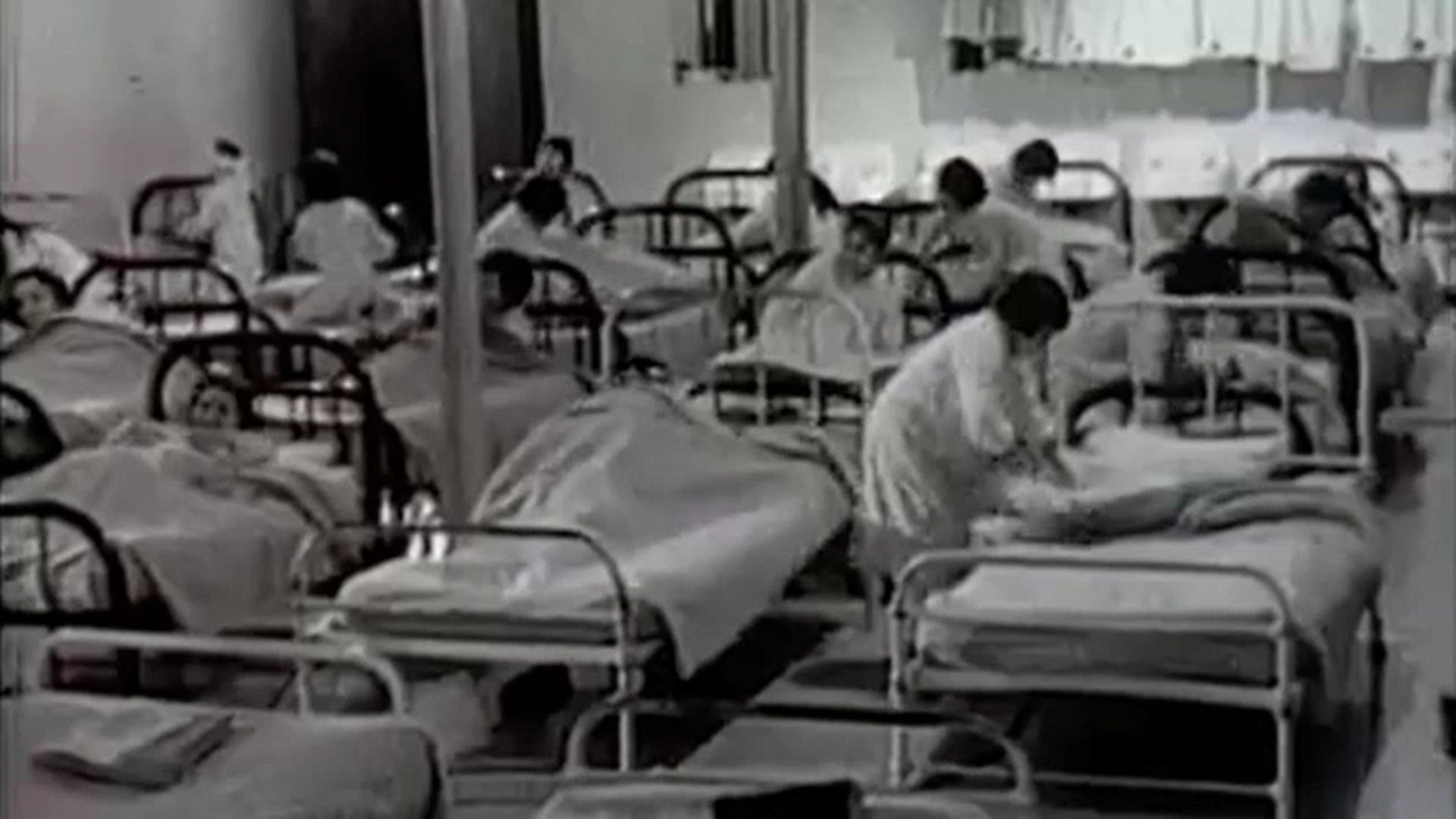 Au fost descoperite rămăşiţele a 215 copii indigeni îngropaţi pe terenul unei şcoli rezidenţiale din Canada