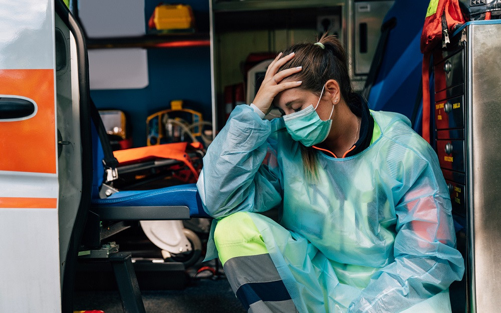 Tragedie în Italia. Un român a fost spulberat de o mașină în timp ce lucra pe marginea drumului