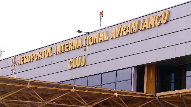 Patru persoane, depistate pe aeroportul din Cluj cu teste Covid-19 false. Ce pedeapsă riscă