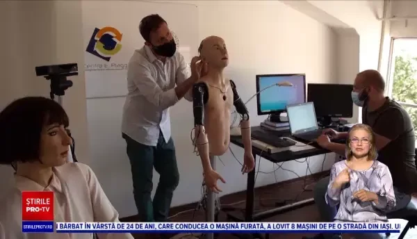 Abel, robotul umanoid care recunoaște și răspunde la emoțiile oamenilor cu care vorbește