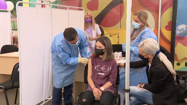 Cum decurge vaccinarea într-o comună din Călărași. „Fă-l, mamă, fă-l, că toată lumea face”
