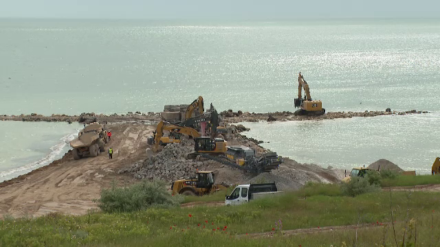 Extinderea plajelor de pe litoralul românesc intră într-o nouă etapă. Urmează 2 Mai și Vama Veche