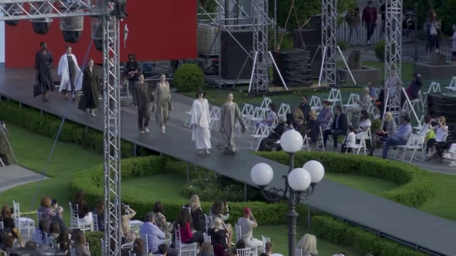 Romanian Fashion Week, un eveniment cu tradiție la Iași. ”Trebuie să creștem oameni”