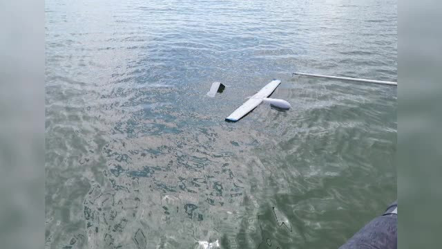 Incident suspect în Marea Neagră. O dronă militară prăbușită a fost găsită întâmplător
