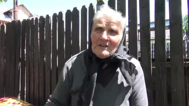 Tragedie în Neamț. O mamă își va înmormânta fiul cel mic, ucis de fratele mai mare, care va merge la închisoare