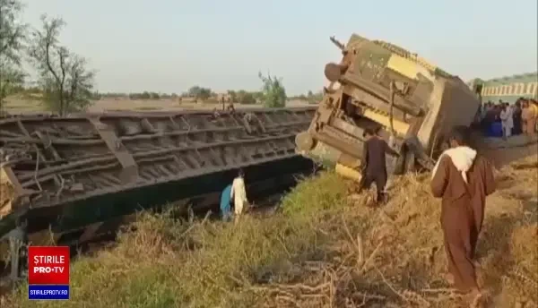 Tragedie în Pakistan. Cel puțin 30 de persoane au murit în urma unui accident de tren