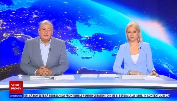 Imagini spectaculoase cu robotul trimis de China pe Marte