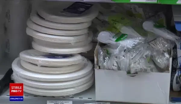 Numeroase produse de unică folosinţă făcute din plastic vor dispărea din magazine