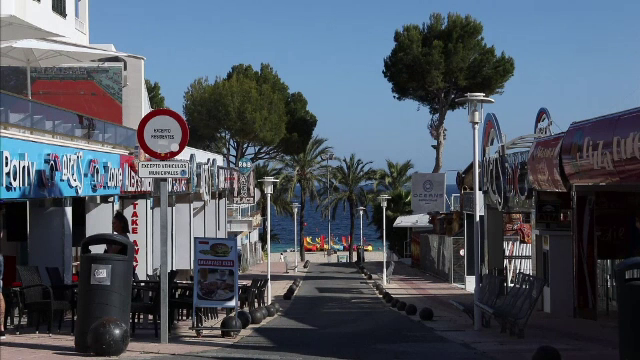 Stațiunile din Spania preferate de turiștii britanici sunt goale. „O ducem rău, destul de rău”