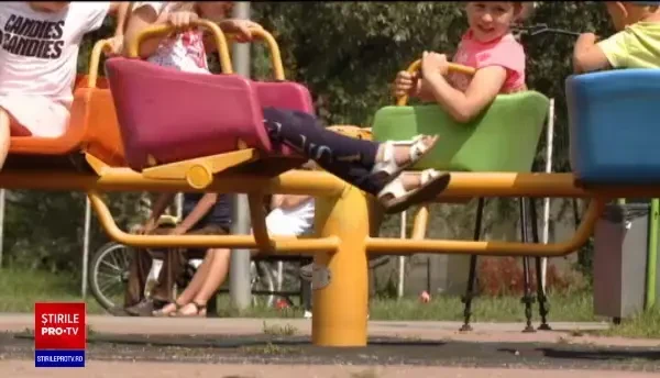 Mii de mame din Capitală așteaptă de 8 luni stimulentul pentru nou-născuți. Nicușor Dan: „Suntem cu 3-4 luni întârziere”