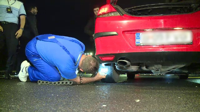 Razie în Capitală. Ce a pățit un șofer care conducea o mașină cu anvelopele uzate și care emana noxe peste limită