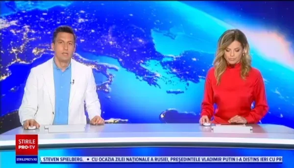 După Macron, încă un politician din Franța a fost atacat. Incidente la un protest