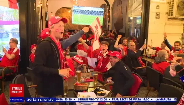 Suporterii străini au umplut Centrul Vechi al Capitalei: ”Nu ne așteptam la o așa ambuscadă”