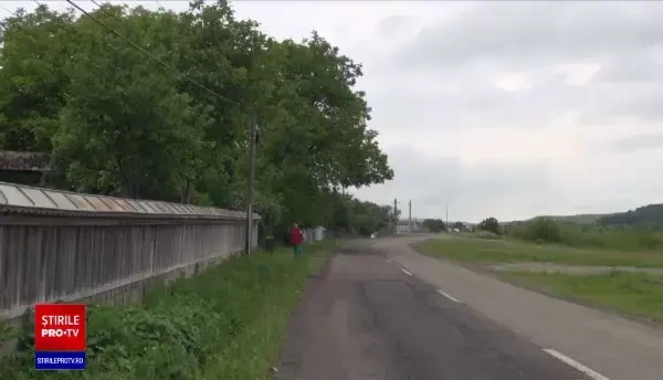 Doi bătrâni din Neamț, rămași fără casă din cauza unui incendiu, ar fi fost omorâți din bătaie de propriul fiu