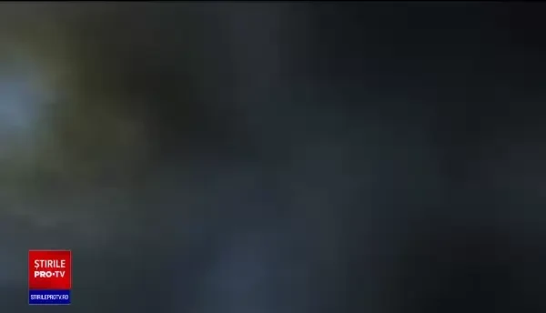 Caz sinistru în Făgăraș. Un bărbat a murit și doi s-au intoxicat cu fum, încuiați în boxa blocului în care petreceau