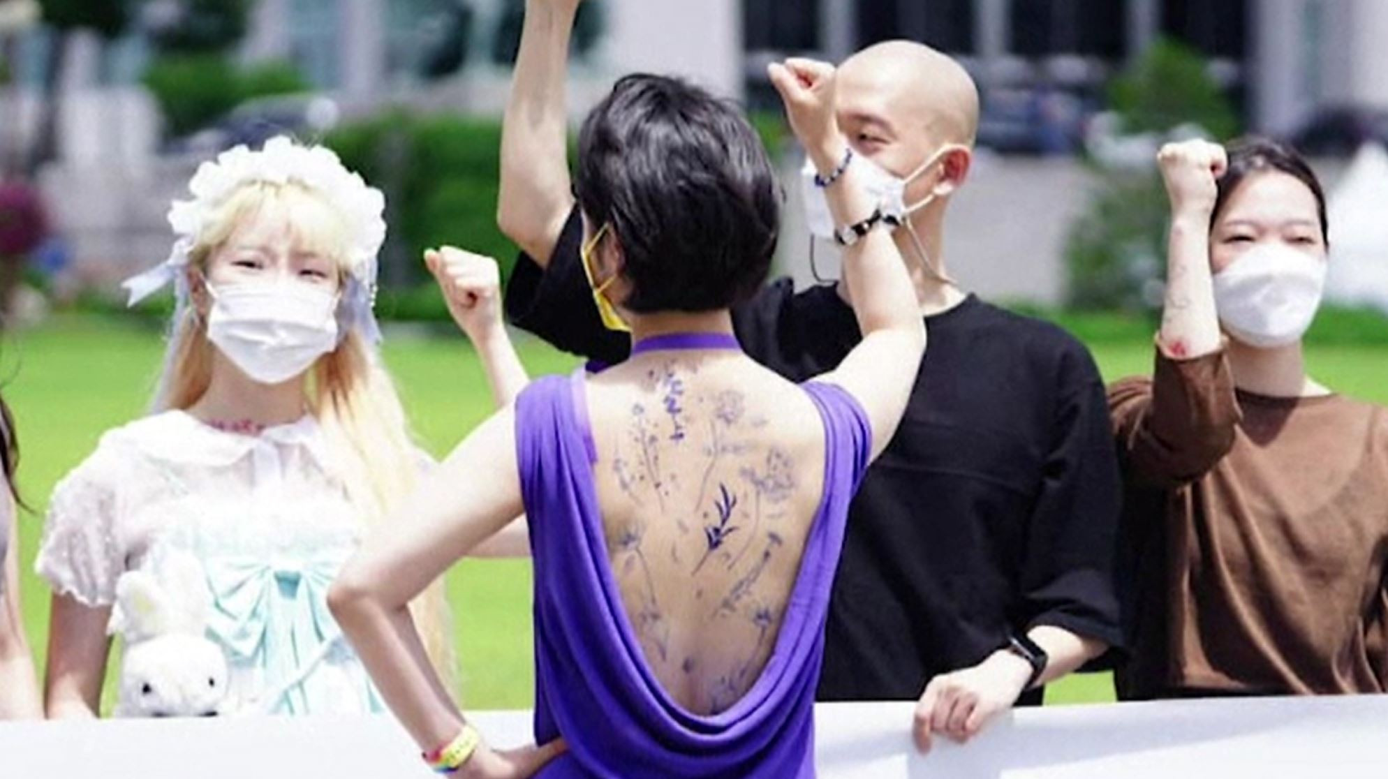 Țara unde tatuarea este interzisă prin lege. Artiștii lucrează pe ascuns, iar dacă sunt prinși riscă închisoarea