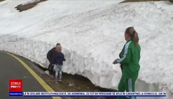 Transalpina s-a redeschis circulației - chiar mai repede decât anunțau inițial autoritățile