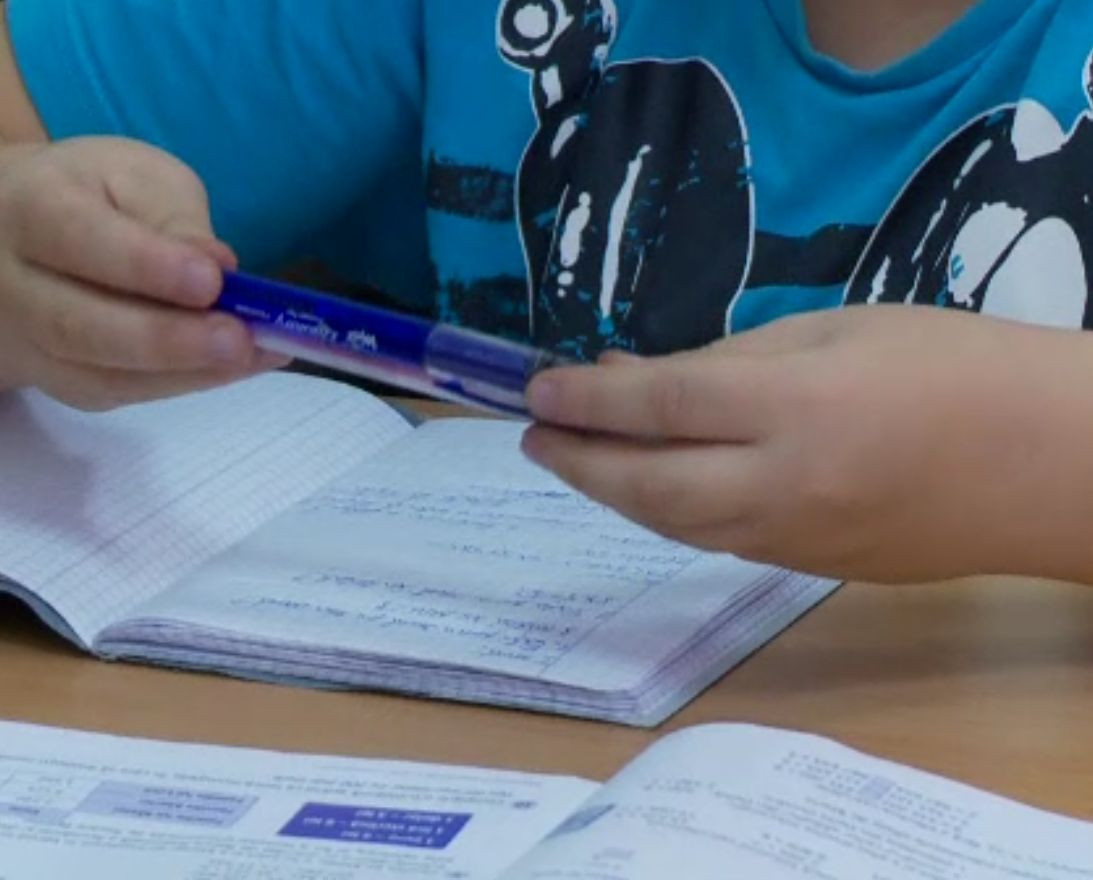 Profesorii, evaluați de elevi prin chestionare anonime. Cum se va derula proiectul