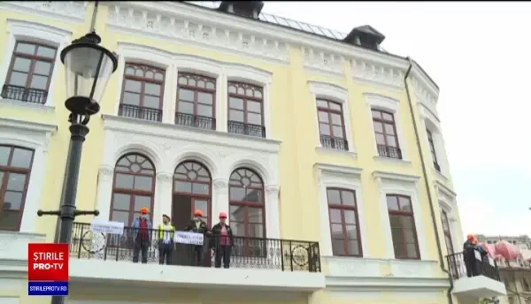 Muncitorii companiei de consolidări n-au mai fost plătiți din noiembrie. Primăria dă vina pe managementul defectuos