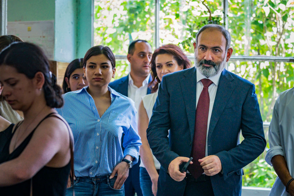 Alegeri în Armenia. Secţiile de votare s-au închis. Primele rezultate, aşteptate după câteva ore