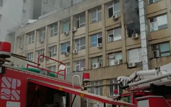 Cîțu, după incendiul de la Iași: “Am evitat o tragedie”. Orban spune că au dat bani pentru reparații