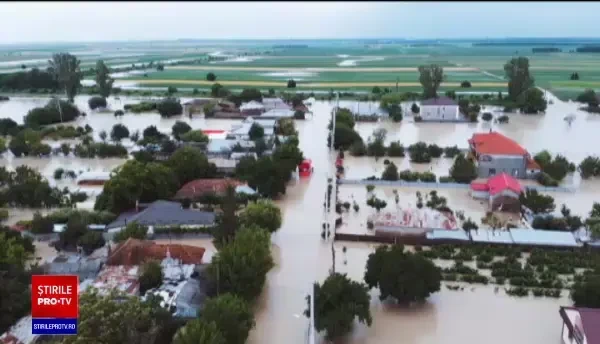 După vijelii, urmează un val de căldură. De miercuri, canicula va cuprinde toată țara