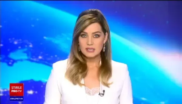 Coșmarul unei fete de 14 ani care s-a lăsat filmată de iubit în timp ce întrețineau relații intime