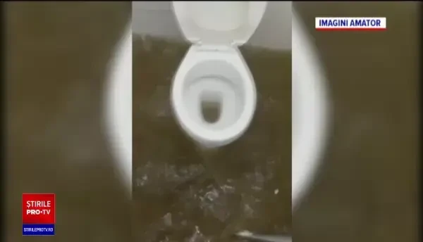 O secție inaugurată recent într-un spital din Galați a fost inundată complet după o ploaie torenţială