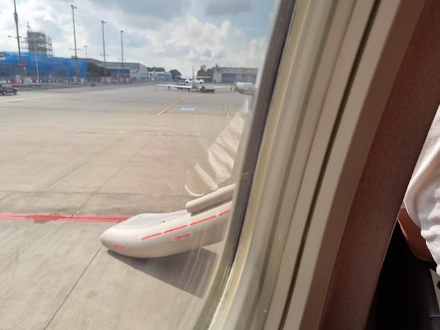 Naționala Cehiei, evacuată din avion chiar înainte de decolare. Incidentul care le-a anulat deplasarea