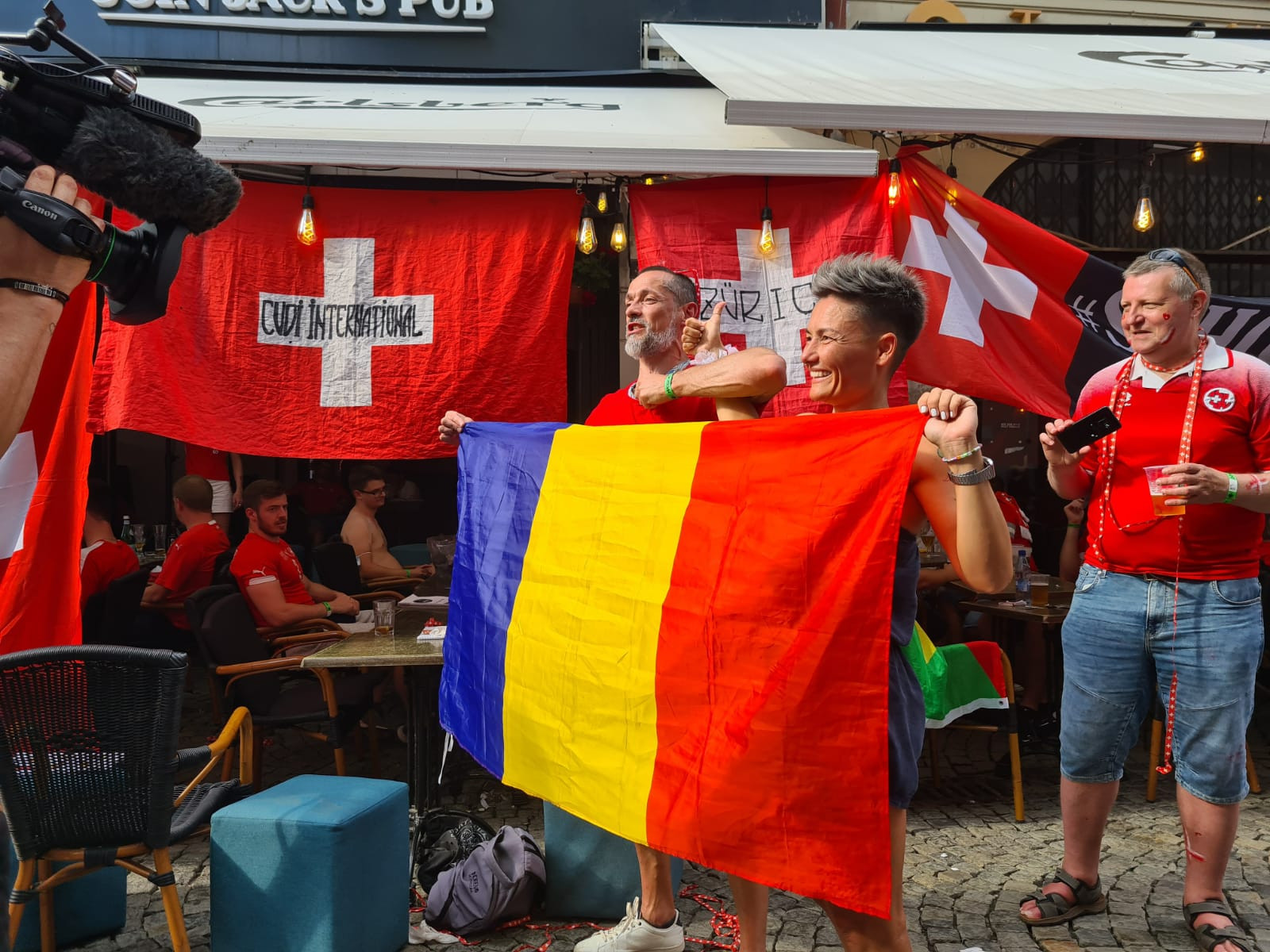 suporteri, Franta, Elvetia