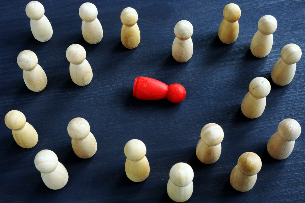 S-a adoptat legea. Incitarea la violenţă, ură sau discriminare împotriva unei persoane se pedepseşte cu amendă sau închisoare