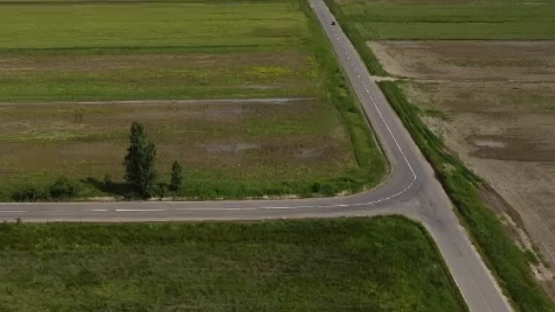 Comuna Șelaru, din Dâmbovița, locul unde șoselele nou construite au provocat inundații în casele oamenilor