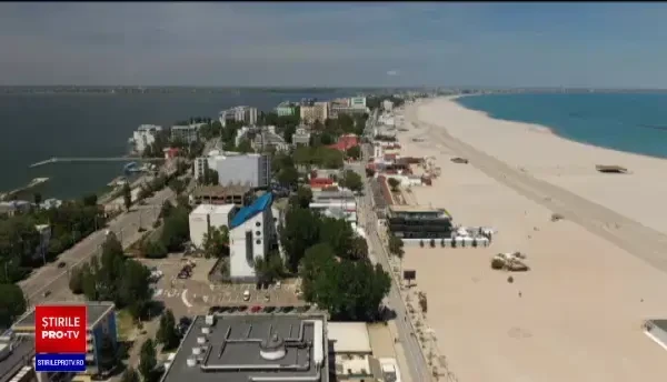 Noile plaje extinse din Mamaia vor rămâne, în acest sezon, doar pentru prosoapele turiştilor