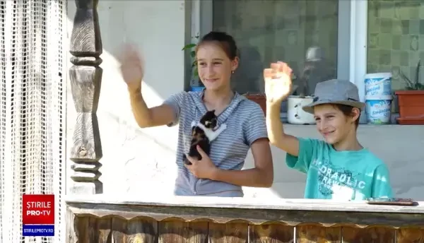 O asociație din Maramureș duce în tabără copii merituoși, dar sărmani, care au văzut marea doar în poze