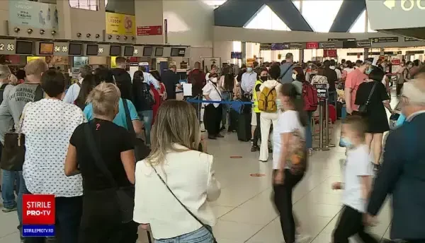 Efectele pandemiei încă se simt în aeroporturi. Ce trebuie să știi dacă zbori în străinătate