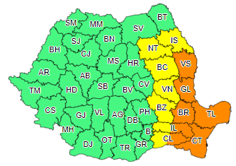 ANM a emis un Cod portocaliu de ploi abundente în zone din 7 judeţe, până marţi dimineaţa