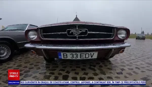 Pasionații de mașini retro au colindat stațiunile din Cluj. ”Apusenii au drumuri pe care toți ar trebui să le descoperiți”