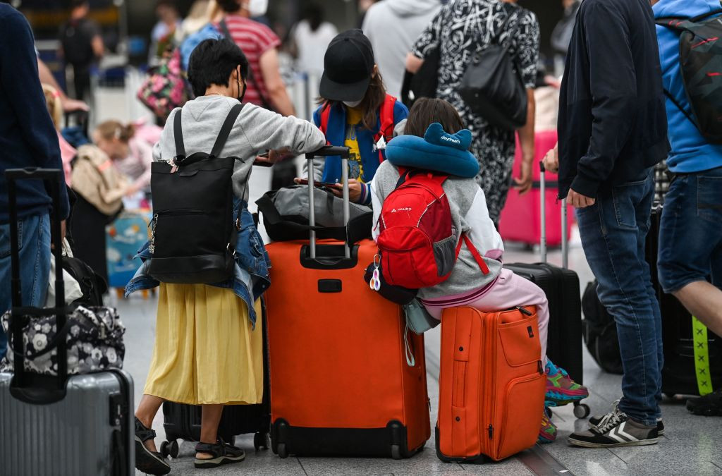 De sărbători, haos pe marile aeroporturi internaționale. Mii de zboruri au fost anulate